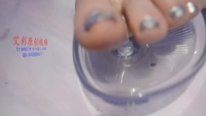 『奴隶岛』—芳芳POV第一视角踩踏_绳艺库视频下载