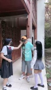 【悠悠大魔王】古城户外戏耍艺术狂【双视角版】 bf18130_绳艺库视频下载