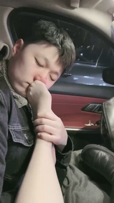 套路直播视频【强抚】车内疯狂舔原味肉丝jio bf24084_绳艺库视频下载