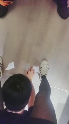 【小拽主人】情侣s开发狗当绿奴（双主轮流圣水） bf6594_绳艺库视频下载