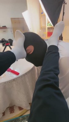 【鹿梦兮】超臭原味白袜羞辱狗 bf10040_绳艺库视频下载