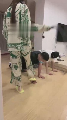 【舞池大人】双人体家具奴 bf15498_绳艺库视频下载