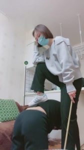 【Q月s】开发小奶狗-sp-踢裆-直接打哭 bf4324_绳艺库视频下载