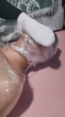 【雪儿】保鲜膜束缚/坐脸窒息/脚耳光 bf2252_绳艺库视频下载