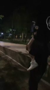 【奶味茶茶】户外玩抖M男友 bf18866_绳艺库视频下载