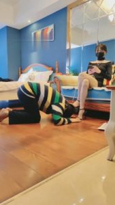 【艺术美学】高跟凉鞋全体重踩踏 bf5975_绳艺库视频下载