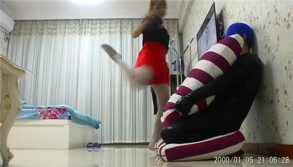 女子防身术击败色狼_绳艺库视频下载