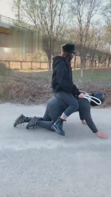 【绝宠】野外私奴骑乘-踩踏 bf3984_绳艺库视频下载