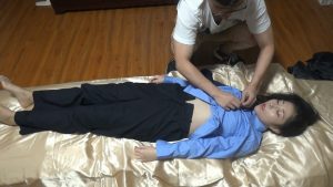 芳草冰视 偷尸配阴婚_绳艺库视频下载