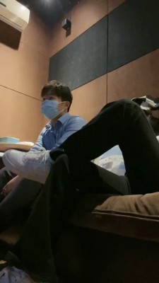 【九九女王】私人影院开发学弟做狗 bf20177_绳艺库视频下载