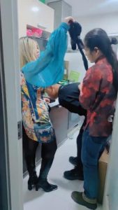 套路直播视频【鵷渡】情侣主调变态内衣贼/反绑强迫舔脏鞋/闻舔黑丝脚深喉 bf26771_绳艺库视频下载