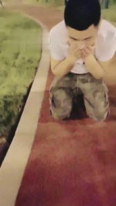 【猫神大人】户外tj表弟喂圣水 bf13768_绳艺库视频下载