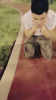 【猫神大人】户外tj表弟喂圣水 bf13768_绳艺库视频下载