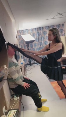 【美彤】腿绞-去S闺蜜家玩狗子【双视角版】 bf10073_绳艺库视频下载