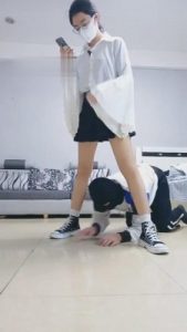 【小刚几】剧情-修理插队狗 bf3678_绳艺库视频下载