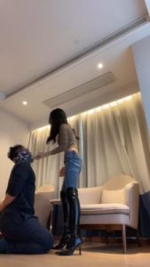 【金在希】在希首调踢裆 bf3761_绳艺库视频下载