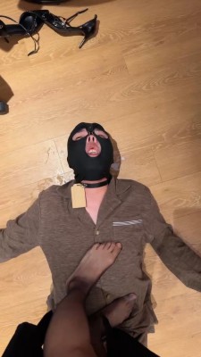 【朱砂痣】白领黑丝高跟口水吐脸/喂牛奶 bf23217_绳艺库视频下载