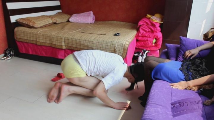 性感丝袜调教贱男_绳艺库视频下载