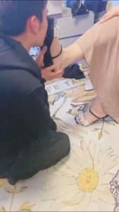 套路直播视频【宝珠姐姐】蹂躏追求者-耳光抽+全体重踩踏 bf26304_绳艺库视频下载