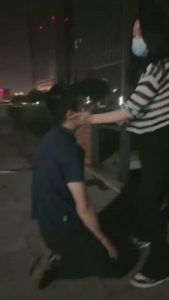 【沐苒】模特户外遛狗 bf14952_绳艺库视频下载