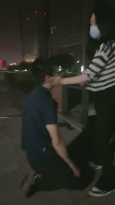 【沐苒】模特户外遛狗 bf14952_绳艺库视频下载