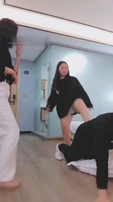 【德意志】4素人小姐姐群殴专场-踢裆口水艺术调 bf8529_绳艺库视频下载