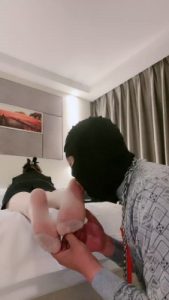 套路直播视频【甜心教主】原味肉丝脚恋足调 bf26711_绳艺库视频下载