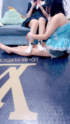 套路直播视频【苏恩】母畜-双S白袜辱闺蜜 bf26232_绳艺库视频下载