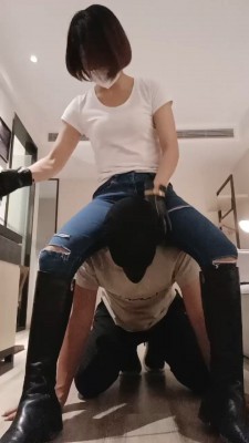 【芊兮殿下】胯下辱-长靴转胯/踩踏强迫舔 bf27172_绳艺库视频下载