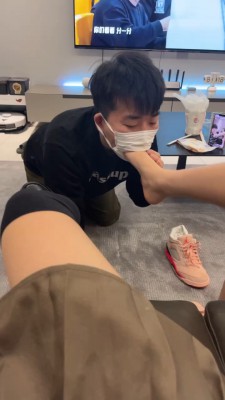 【茶茶】双S-运动鞋白棉袜+黑棉袜气味羞辱-喝圣水【双视角版】bf27169_绳艺库视频下载