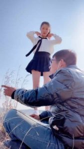 套路直播视频【孤傲女帝】户外被踢踹艺术的狗【双视角版】 bf26620_绳艺库视频下载