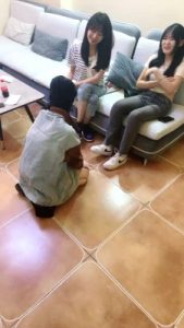 【天津女仆店】和店里素人一起玩母畜 bf27911_绳艺库视频下载