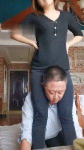 【伊兮夫妻】健身回来羞辱废物狗 bf18213_绳艺库视频下载