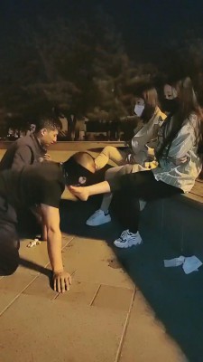 【雪儿】姐妹夜跑后原味棉袜户外调【完整版】 bf11217_绳艺库视频下载