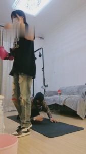 【艺术美学】AJ学生主拿狗当出气筒-拳击/坐脸/圣水 bf6938_绳艺库视频下载