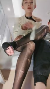 【丝洛】酒店出轨小情人羞辱老公 bf2768_绳艺库视频下载