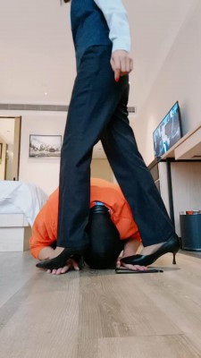 【芊兮殿下】银行女职员制服诱惑 bf22772_绳艺库视频下载