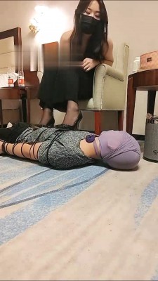 【星期六】五花大绑高跟全体重踩 bf16409_绳艺库视频下载