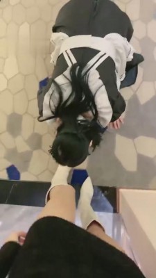 【希希子】母畜-坐脸白靴脚底下的清理器 bf5421_绳艺库视频下载