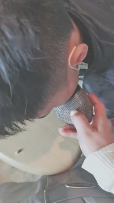 【巴莉女王】高跟鞋喂食/呕吐物/强迫吃剩饭剩菜 bf9930_绳艺库视频下载