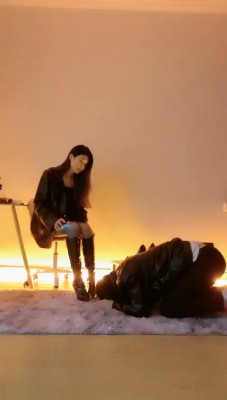 套路直播视频【苏州婉儿】高跟长靴全体重踩踏/鞋抽耳光 bf25604_绳艺库视频下载