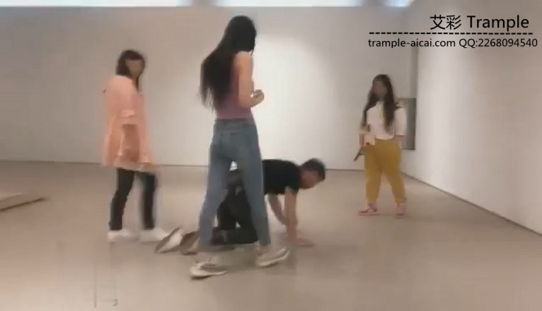 vivi女神仓库惩罚_绳艺库视频下载