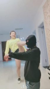 【梦蝶女王】威胁我的男友做出气筒 bf11787_绳艺库视频下载