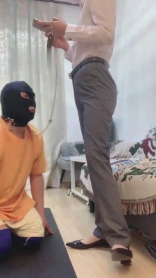 【艺术美学】学姐肉丝脚抽肥猪狗 bf11770_绳艺库视频下载