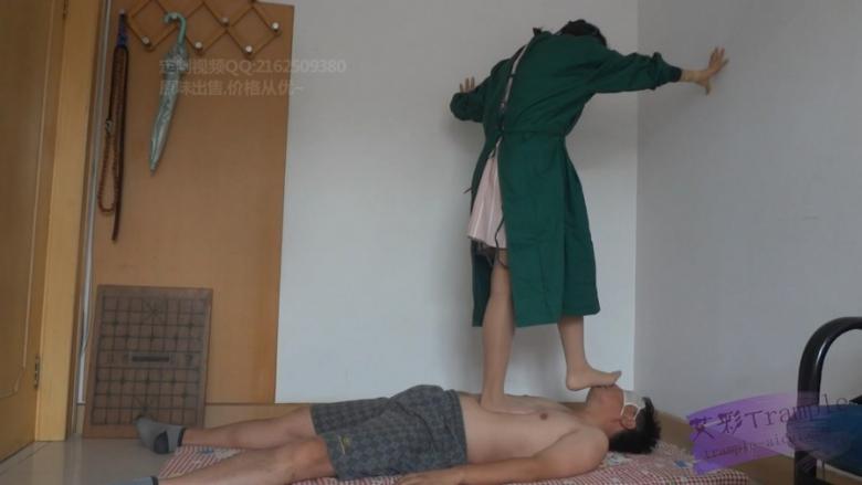 小主人手术服给患者治疗疾病_绳艺库视频下载