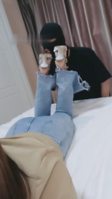 【三三】甘愿做御姐脚下的贱狗【完整版】 bf8088_绳艺库视频下载