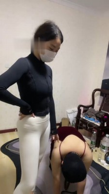 【馨然】教训喜欢变装的邻居 bf19201_绳艺库视频下载