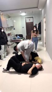 【精神小妹】群调-素人学生主的人体蹦床 bf27846_绳艺库视频下载