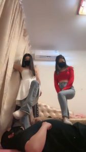 套路直播视频【苏州十三姨】双S小白鞋踩踏+闻原味棉袜 bf26499_绳艺库视频下载