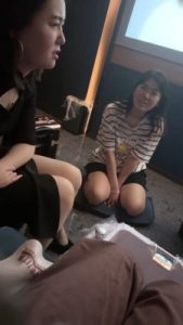 【橘子没熟】母畜足疗店-伺候洗脚/舔技师裸足 bf28133_绳艺库视频下载